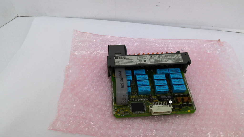Allen Bradley 1746-0W16 Output Module 10-250VAC 50/60HZ