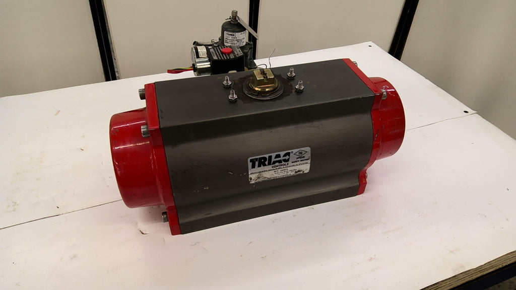 Triac SS-9CFX-300-8BA Pneumatic Actuator 285 PSI