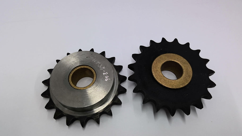 Tsubaki H50B19 Sprocket 50 Chain 19 Teeth 4 1/8" OD Lot Of 2