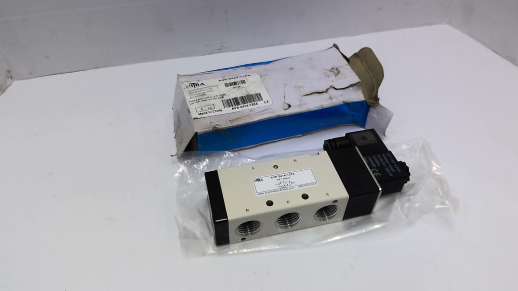 Nitra AVS-5414-120A 5-Way 3-Position Pneumatic Pilot Valve