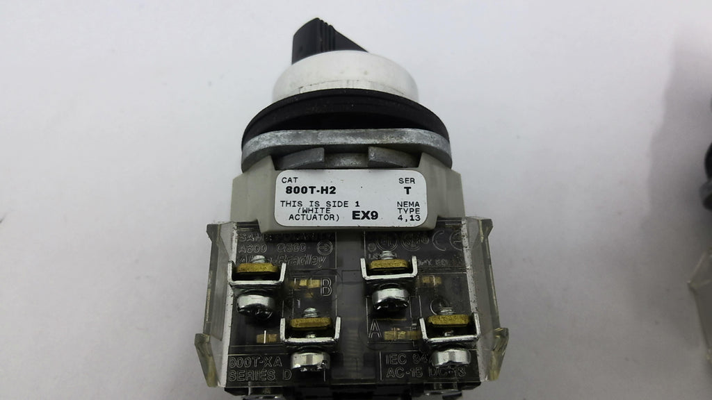 Allen Bradley 800T-H2 Switch AC 15 DC 13 Lot OF 2