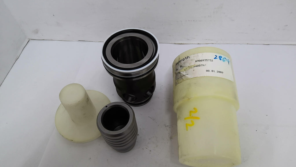Rexroth R900935732 Valve