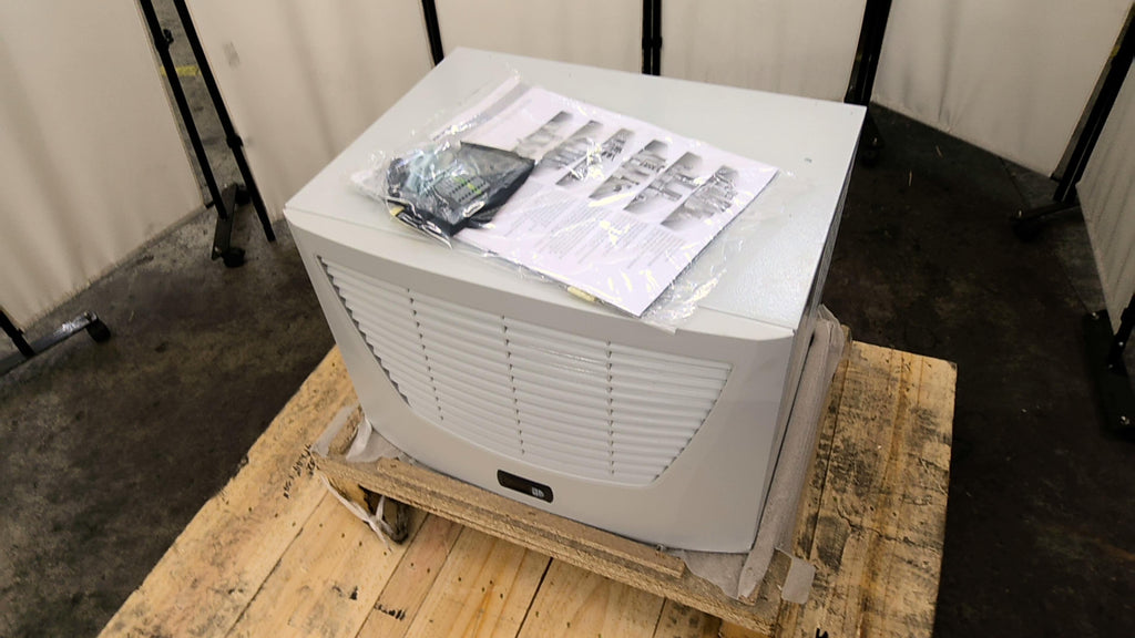 Rittal SK3384510 Roof Mounted AC For Electronic Enclosures 5630Btu 115V 1Ph 60Hz