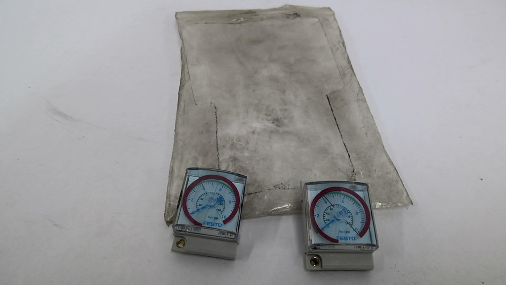 Festo 701611 13 Pressure Guage 140PSI 2041952 POM-GF20 Lot Of 2