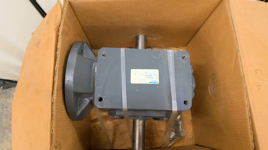 Morse Raider 375Q180LR15 Double Shaft Gear Reducer 15:1 7.35Hp 1750Rpm