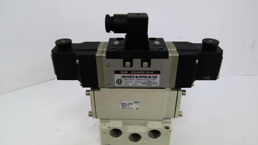 SMC 30-VS7-8-FPG-D-3-Z 24VDC Solenoid Valve 140PSI 0.083AMPS Bores 5/8"