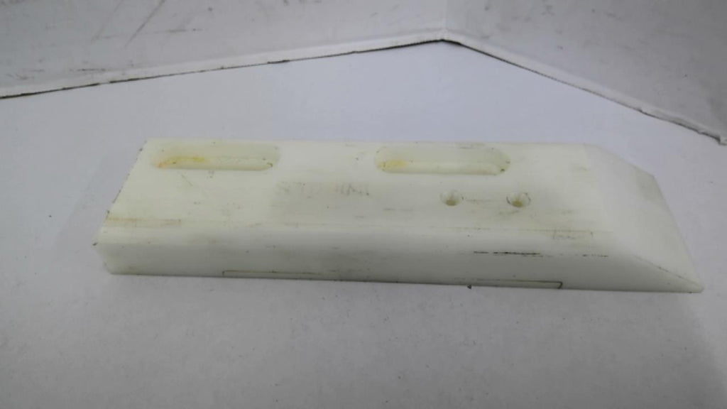 SP0781M1 White Plastic Slider 9" Long Width 2-3/8" Thickness 1"