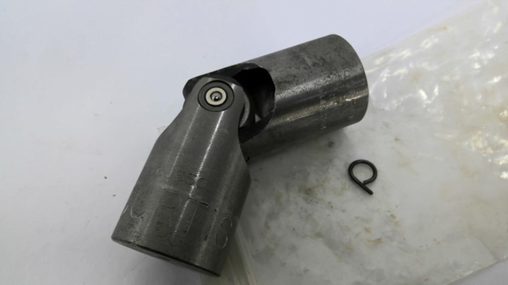 Curtis Universal Joint Company CJ650 Socket With Key Insert