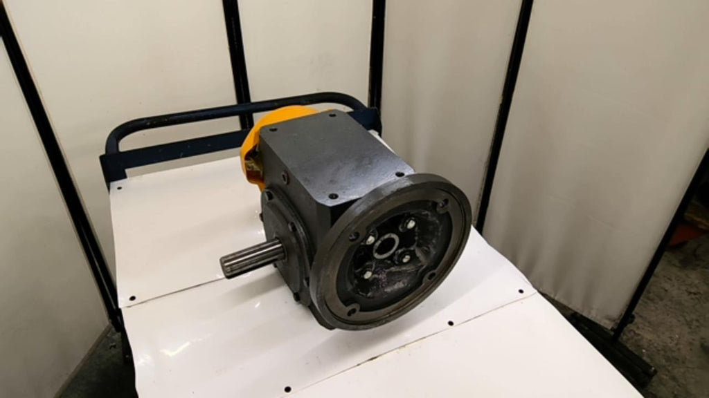 Baldor/Grant F932-15-B9-G Right Angled Gear Reducer 15:1 4.66Hp 1750Rpm