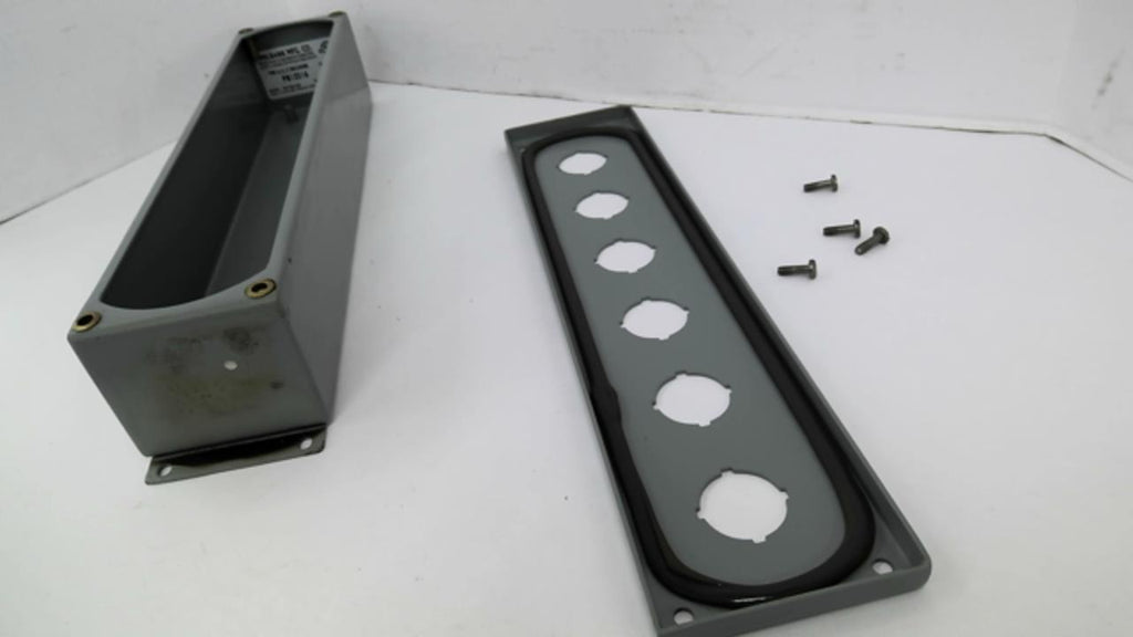 Milbank Mfg PB12S16 6-Push Button Station Enclosure