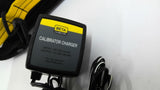 BETA Gauge Model 320 Pressure Calibrator With Case 6484 120V 60HZ 12W