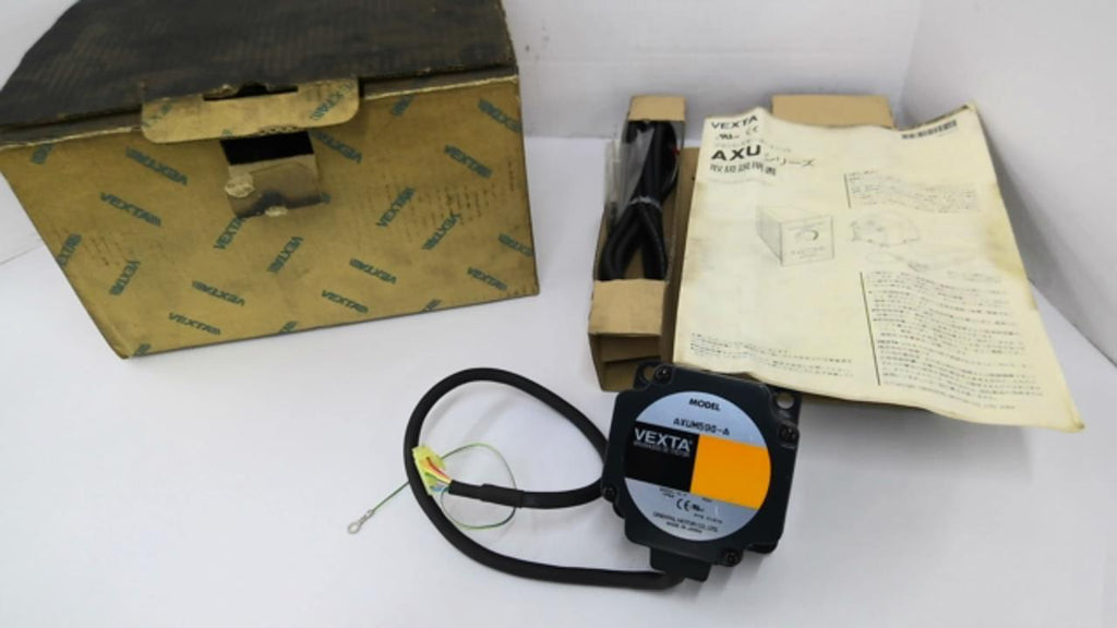 Vexta AXUM590-A 90W Brushless DC Motor 2000r