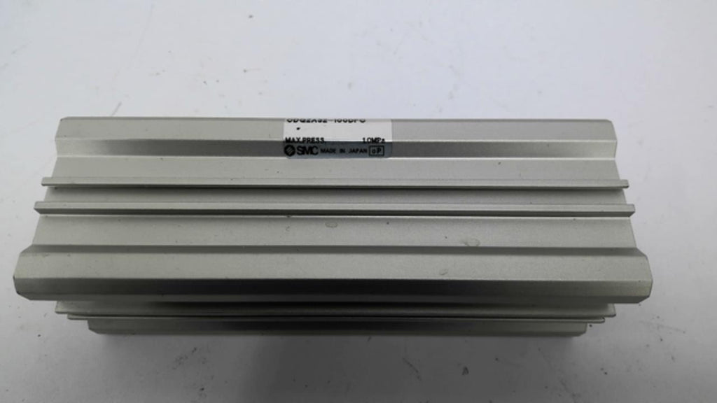 SMC CDQ2A32-100DFC Pneumatic Cylinder 1.0MPa Bore 1-5/16" Stroke Length 4"