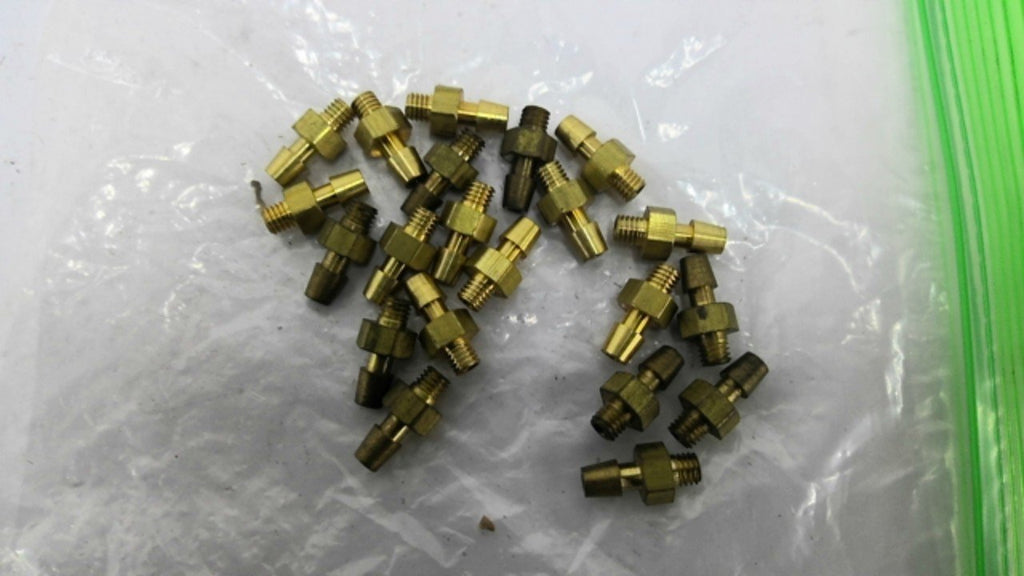10-32 M Straight Connector Lot of 21