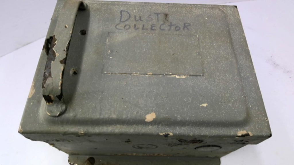 Bull Dog Bus Plug 3Pole 230 VAC