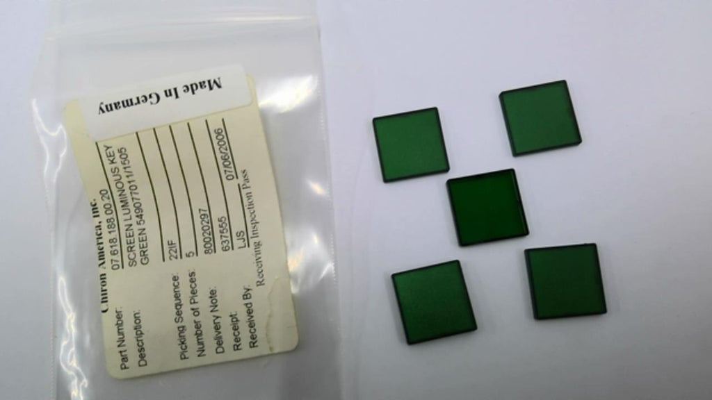 Chiron America 549077011/1505 Screen Luminous Key Green Lot Of 2