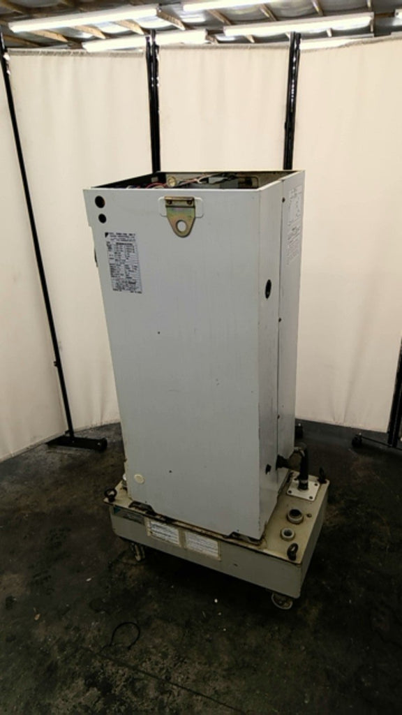 Daikin AKZ438-C-D193 Industrial Oil Cooling Unit 4.3Kw 36L/Min 3Ph 200-220V 60Hz