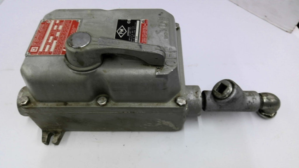 Killark XECE-154A Hazard Location Circuit Breaker 15 Amp 240/480 Vac 5 pole