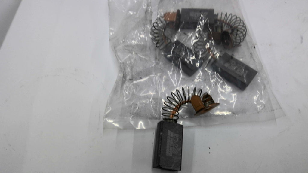 Helwig RD-223 Carbon Motor Brush Lot of 4