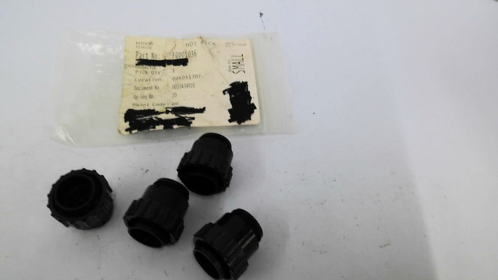 FG001036 Plastic Connectors 3/4" Male End 1" Female End Lot Of 4