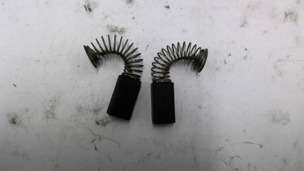 Motor Brush 0.674x 0.369x 0.249 0.929Shunt Lot of 2
