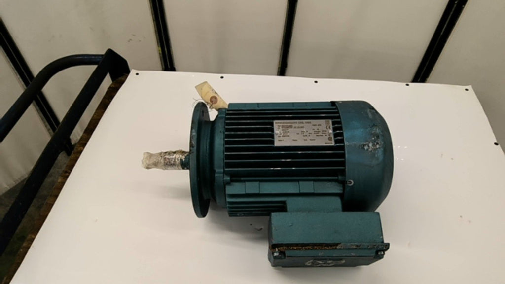 Sew-Eurodrive DFT100LS8/4 Motor .9/1.8Hp 830/1700Rpm 460V 8/4P 3Ph