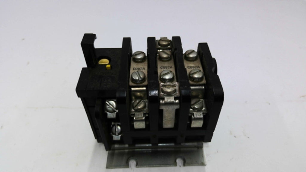General Electric CR324C310A 3 Pole Overload Relay