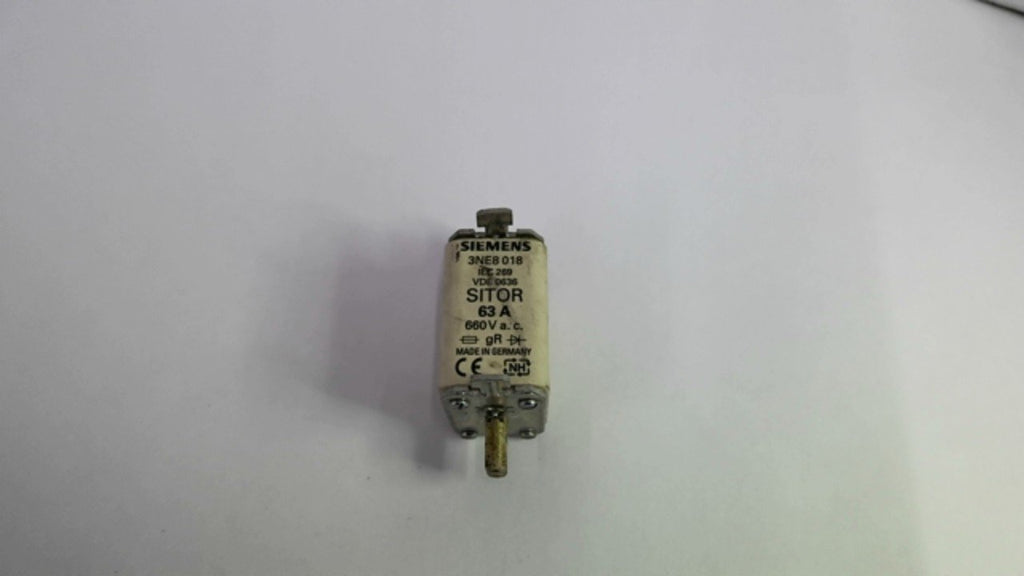 Siemens 3NE8018 Sitor 63A Fuse 660V 0636VDE