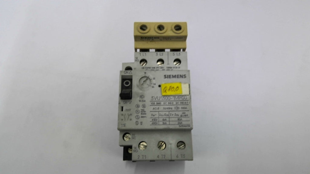 Siemen 3V01300-1MP00 Motor Protector Circuit Breaker 3 Pole 690 VAC 60HZ 50AMP