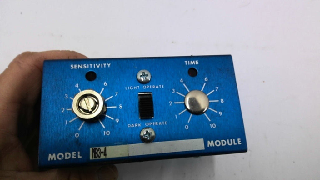 Banner MB3-4 Modulated Photo Electric Amplifier