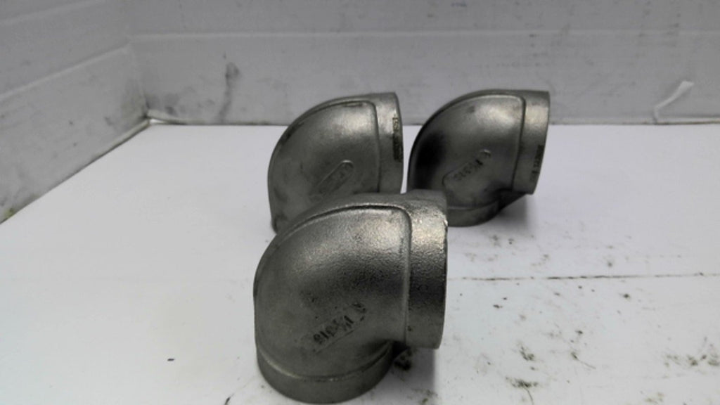 90-Degree Threaded Pipe Elbow Lot of 3
