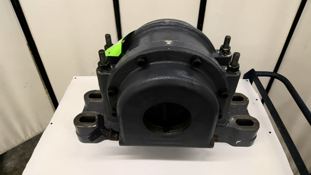 4 Bolt Cast Iron High Speed Pillow Block Split Housing 5.4375 Inch Bore Diameter
