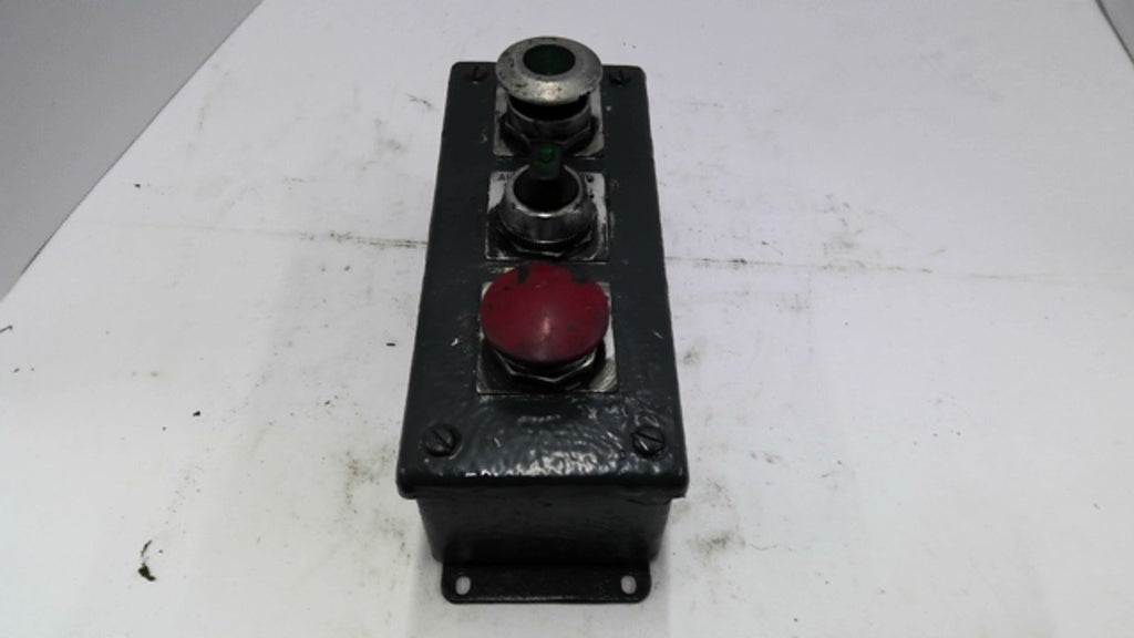 3-Hole Pushbutton Enclosure Steel Type