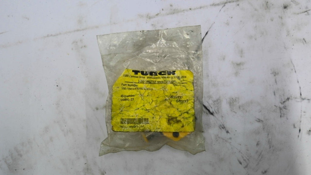 Turck VB2-F5M 4.4/2FKML 4/1569 Actuator and Sensor Splitter
