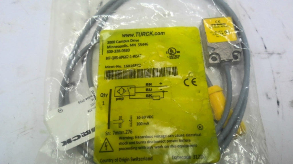 Turck 817-Q08-AP6X2-1-WS4T Rectangular Inductive Proximity Sensor