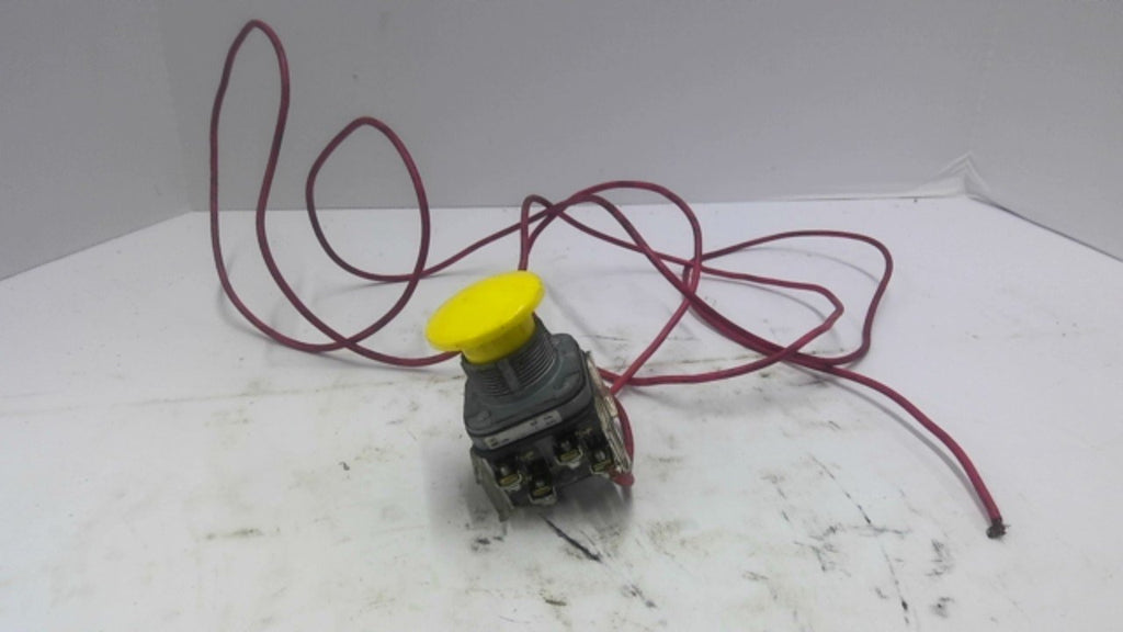 Allen-Bradley 800T-D9A 8FT PushButton Switch