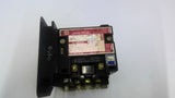 Square D 8903 SM02 Lighting Contactor 3 Pole 600 VAC 30 AMP 120 V Coil
