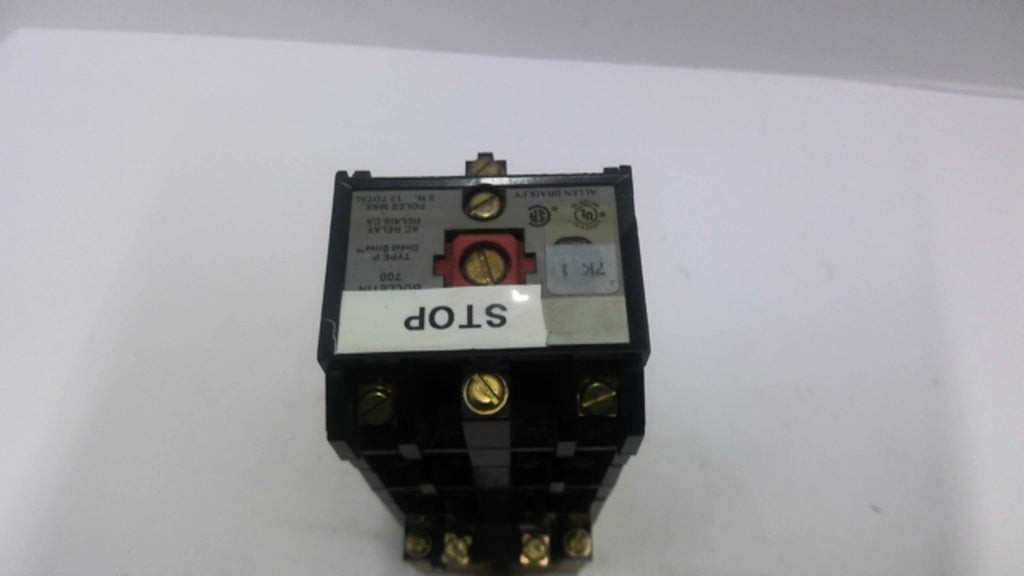 Allen Bradley 700-P1000A1 AC Relay 120 VAC 60 HZ 12 Pole