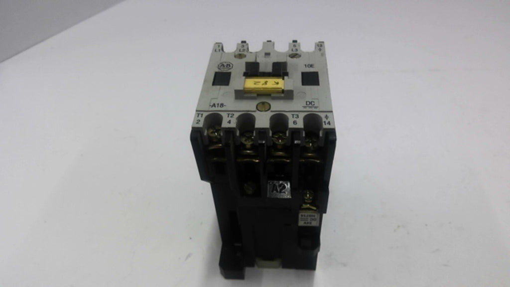 Allen-Bradley 100-A18NZ24-3 IEC Contactor 35 Amp 24 VDC Coil