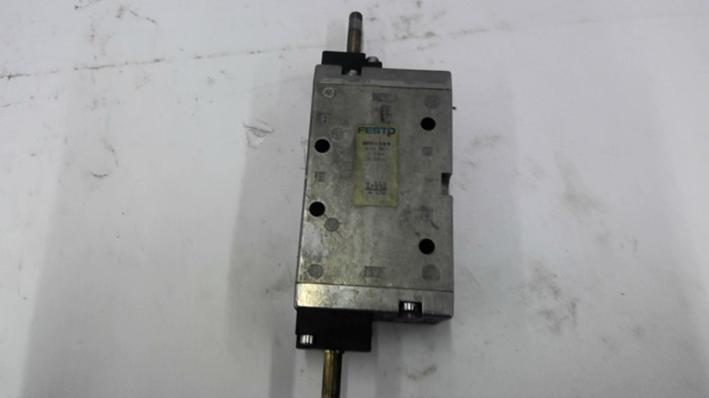 Festo JMFH-5-3/8-B 19700 5/2 Pneumatic Solenoid Valve 3/8" Used