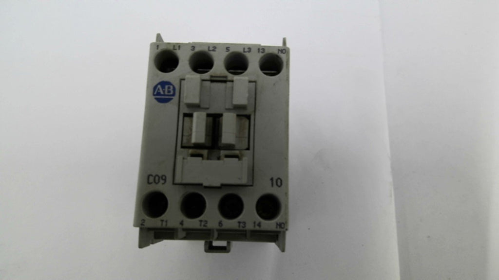 Allen Bradley 100-C09-10 Contactor 25 Amps 460 V at 5 HP