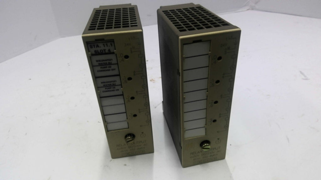 Siemens 6ES5 452-8MR11 Relay Output lot of 2