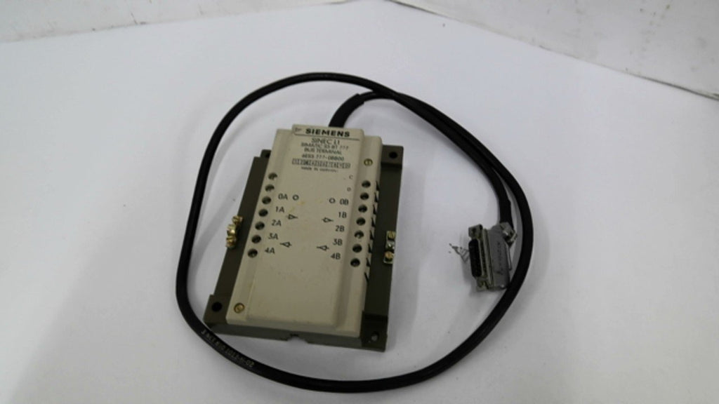 Siemens Sinec L1 6ES5-77-0BB00 Bus Terminal