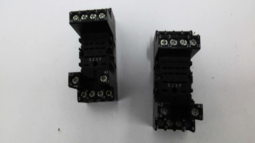 Telemecanique RXZ7G Relay Socket 5 Amps 250VAC Lot Of 2