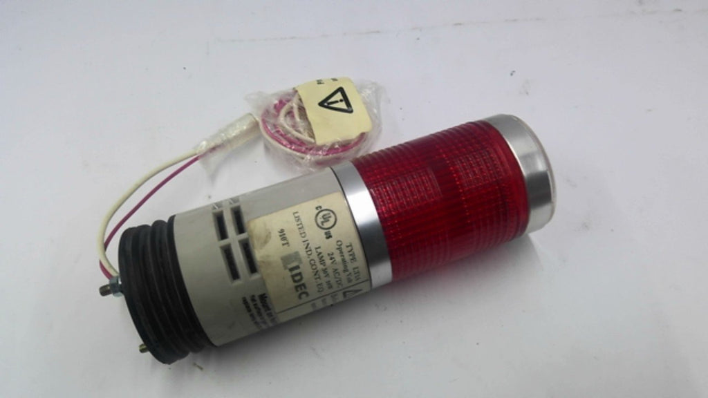 Idec LT1A Industrial Stacking Light 24V AC/DC 30 Volts 10 Watt Lamp