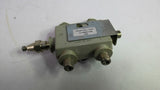 Honeywell 51109693-100B Connector Drop Cable Tap 4 Port UCN