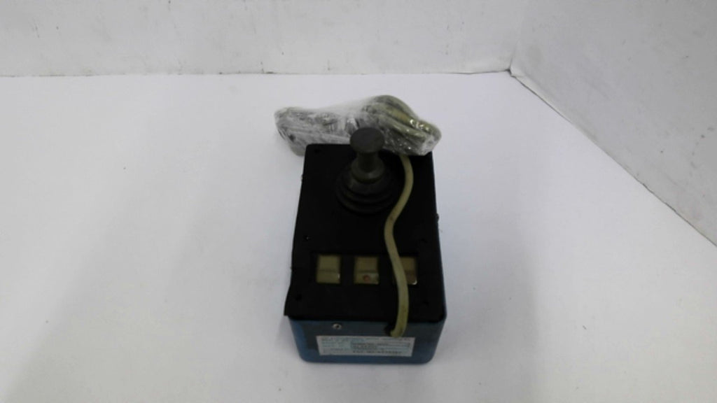 CTI Electronics Corp M30P9S-N5S Joy Stick With 3 Buttons