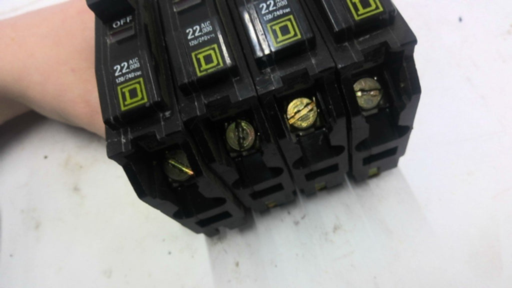Square D 20 Amp Bolton Circuit Breaker Single Pole Set of 4