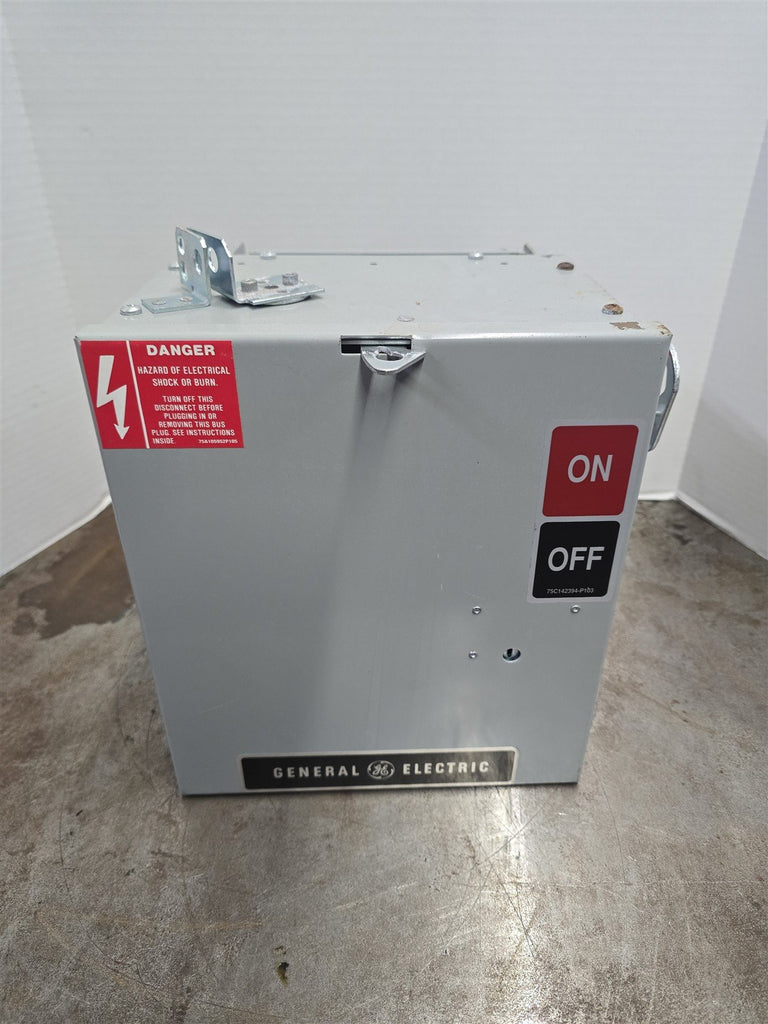 General Electric FVK361R Flex-A-Plug 30 Amp 600 Volts 3 Phase 3 Wire