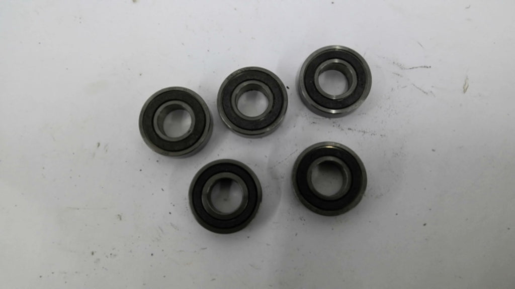 SKF 6002-2RSH-C3-6GJN Deep Groove Roller Bearing Lot Of 5